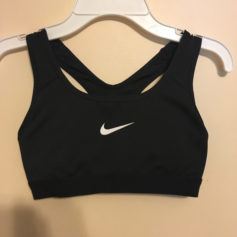 nike sports bra